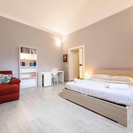 Via Atri 37 Apartment Naples Exterior photo