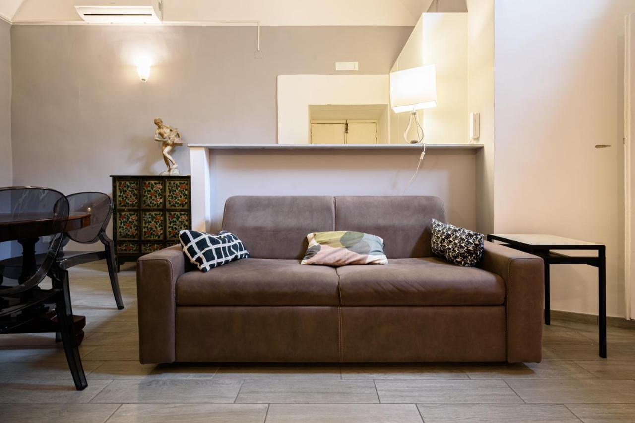 Via Atri 37 Apartment Naples Exterior photo